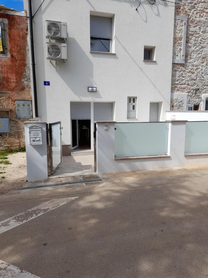 Apartments Donella Umag Eksteriør billede