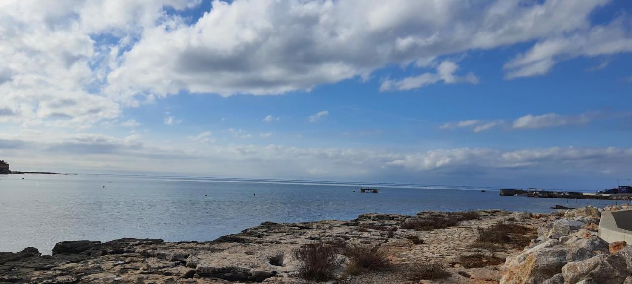 Apartments Donella Umag Eksteriør billede