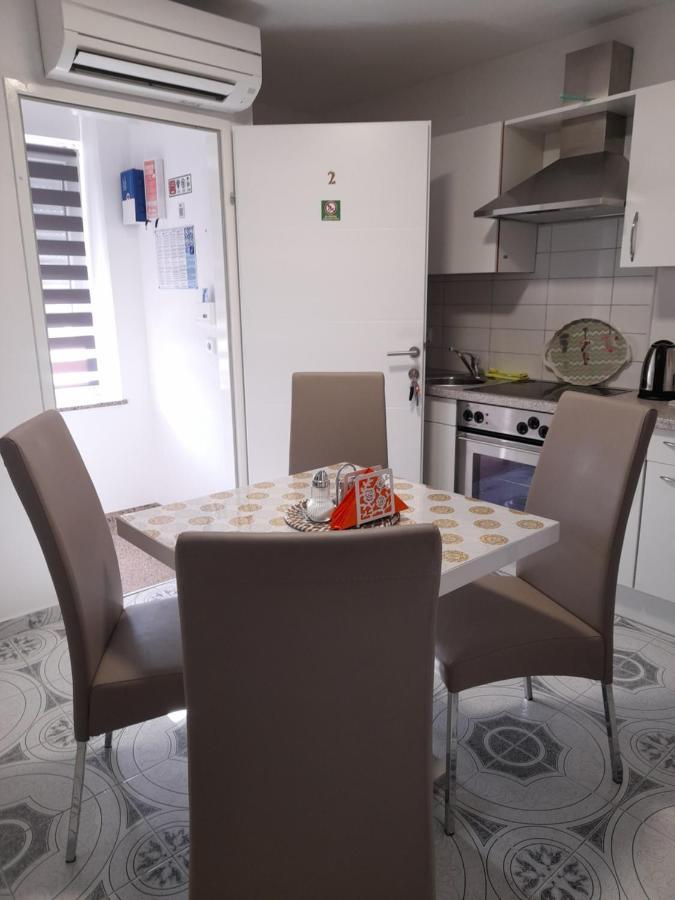 Apartments Donella Umag Eksteriør billede
