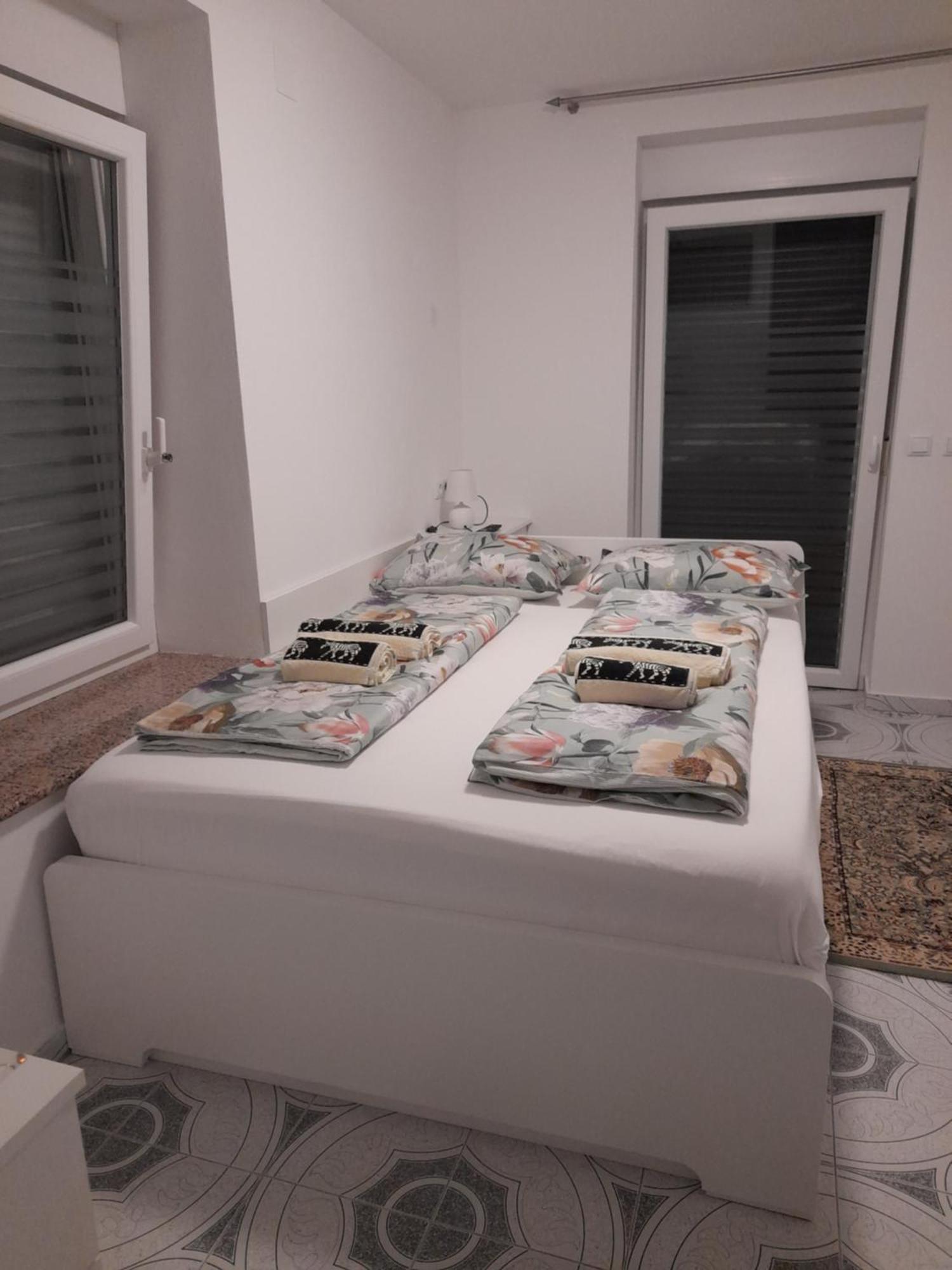 Apartments Donella Umag Eksteriør billede